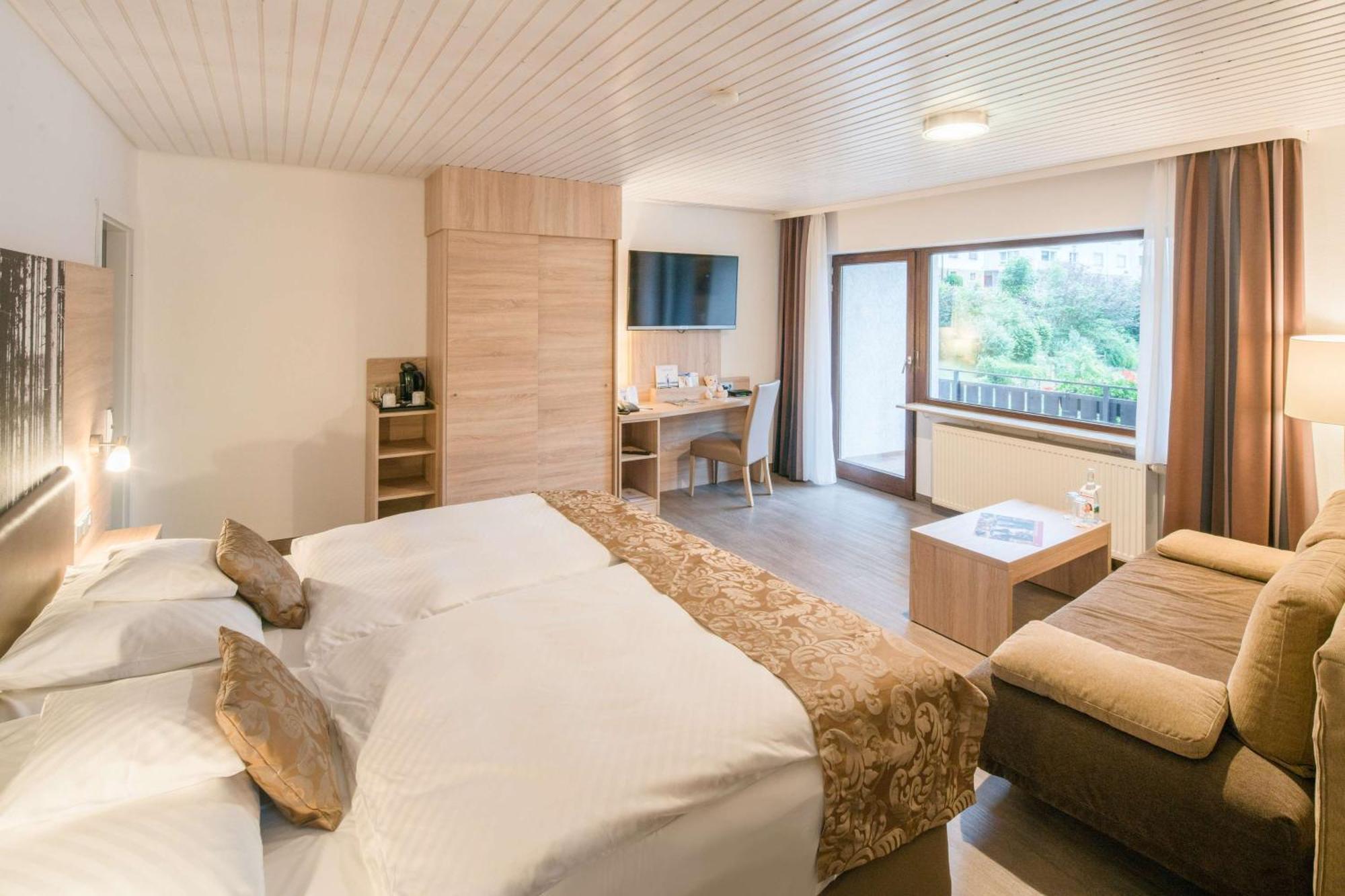 Best Western Plus Schwarzwald Residenz Триберг Экстерьер фото